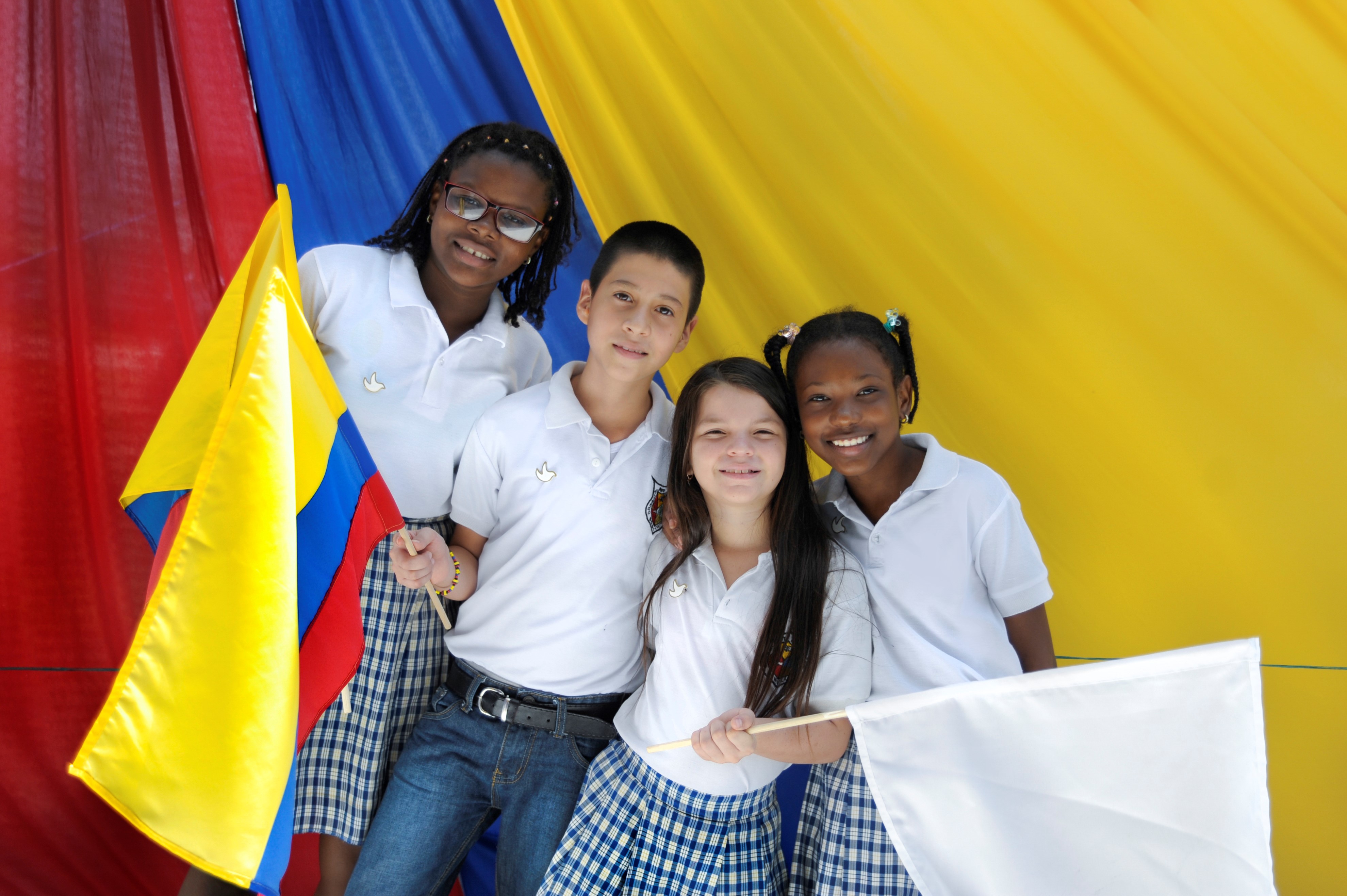Niños estudiantes Niños estudiantes