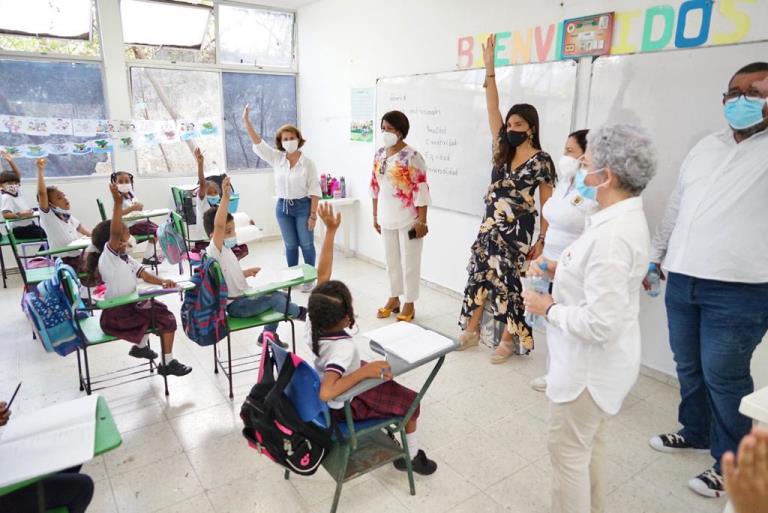 Ministra de Educación María Victoria Angulo visita Cartagena Ministra de Educación María Victoria Angulo visita Cartagena
