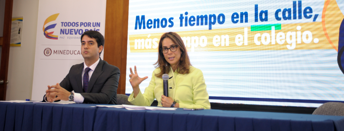 Más de 500.000 niños de colegios oficiales del país están disfrutando de la Jornada Única Más de 500.000 niños de colegios oficiales del país están disfrutando de la Jornada Única