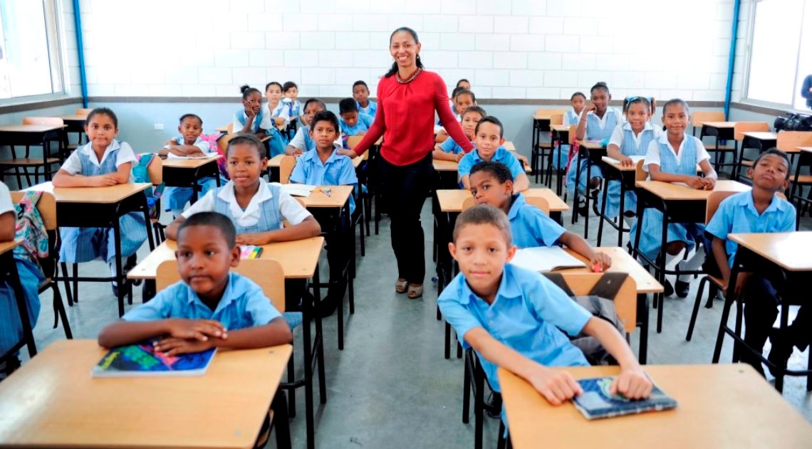 Ministerio de Educación crea Banco de la Excelencia para garantizar calidad educativa
