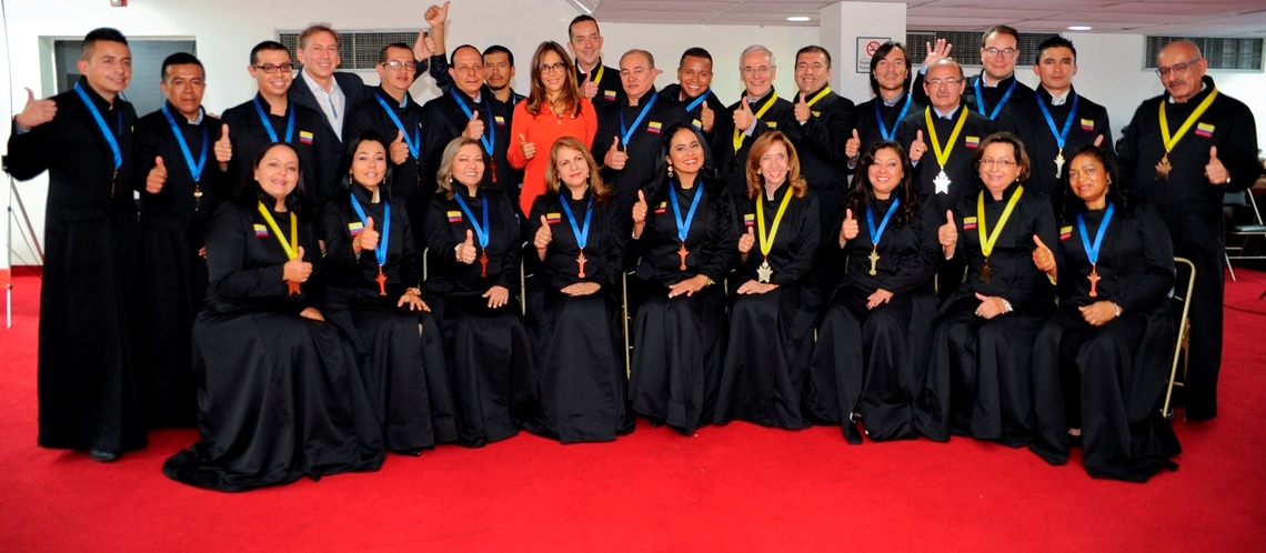 Fabián Padilla es el Gran Maestro y Rubén Cárdenas es el Gran Rector del Premio Compartir 2016