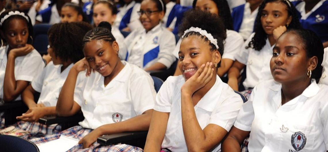 En Buenaventura, Mineducación lanza Programas de Becas para la comunidad afro y anuncia la construcción de 4 colegios