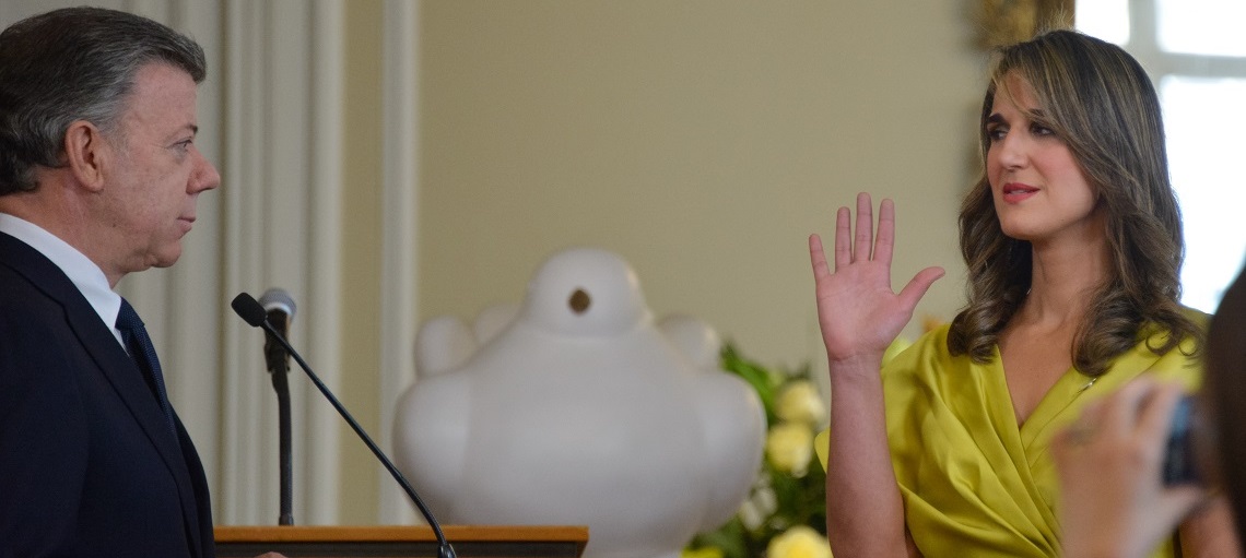 Yaneth Giha Tovar asume como Ministra de Educación Nacional Yaneth Giha Tovar asume como Ministra de Educación Nacional