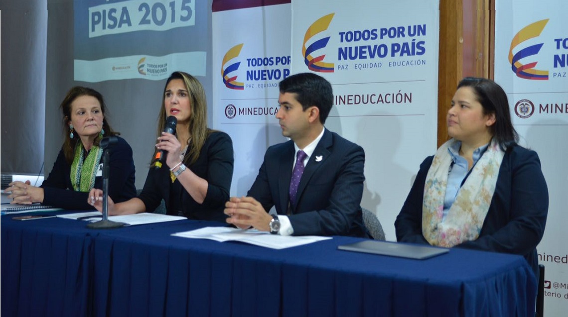 Colombia entre los únicos tres países que mejoraron en todas áreas de las últimas Pruebas PISA