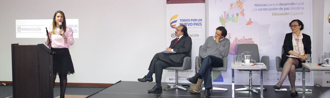 'Es necesario cerrar las brechas entre los sectores rural y urbano, para fortalecer la construcción de paz