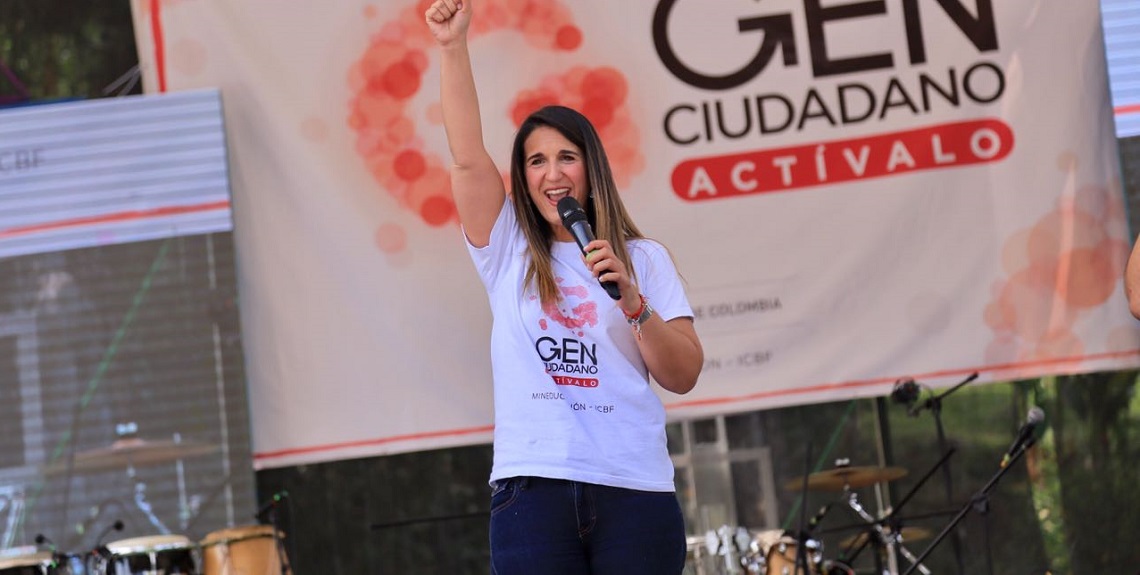 Ministra de Educación reunida con estudiantes y docentes destacados en la resolución pacífica de conflictos Ministra de Educación reunida con estudiantes y docentes destacados en la resolución pacífica de conflictos