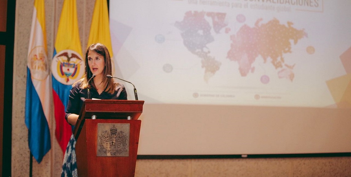 Ministra de Educación presentó el nuevo modelo de convalidación de títulos en educación superior emitidos en el exterior
