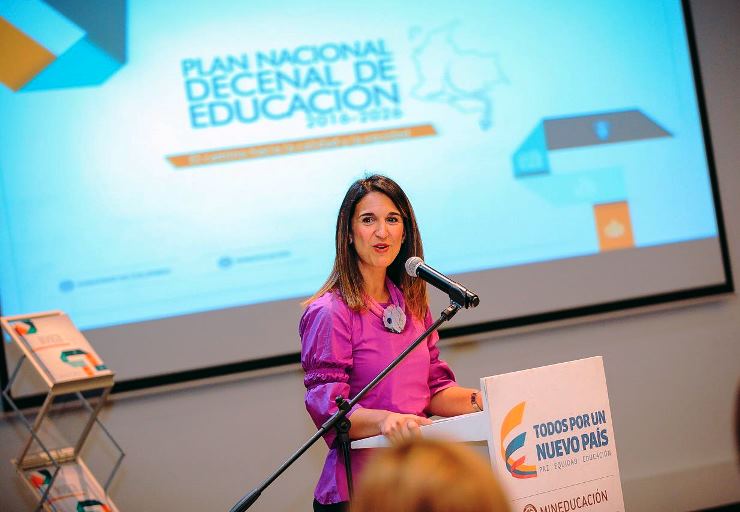 Ministra de Educacion Yaneth Giha durante la presentación del Plan Nacional Decenal de Educación Ministra de Educacion Yaneth Giha durante la presentación del Plan Nacional Decenal de Educación