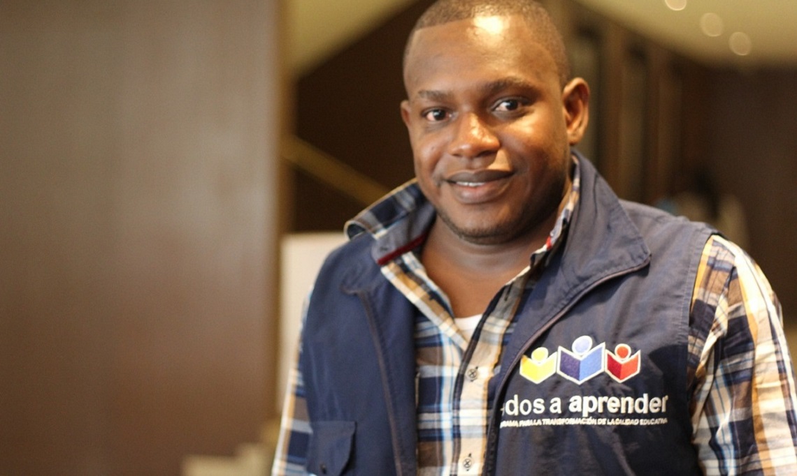 Profesor y tutor de Todos a Aprender, Dualver Mosquera Profesor y tutor de Todos a Aprender, Dualver Mosquera