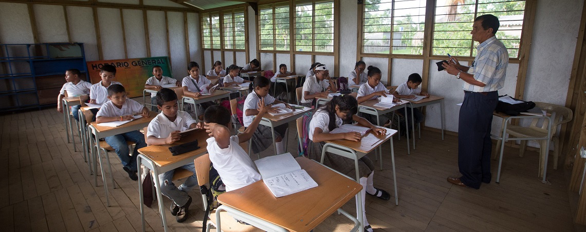 El Ministerio de Educación Nacional cumplirá con lo establecido en la Ley 1874 del 27 de diciembre de 2017, aprobada por el Congreso de la República y sancionada por el Presidente de la República, Juan Manuel Santos.
