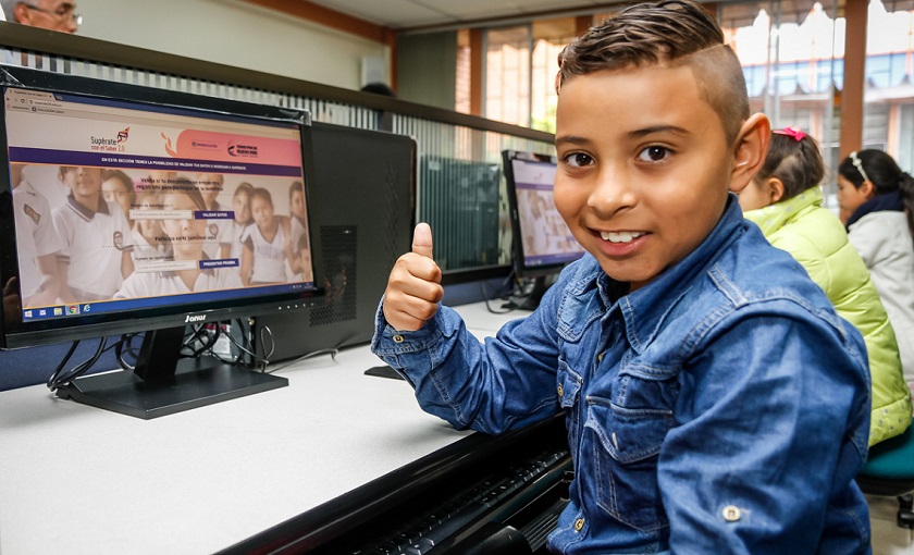 Estudiante participante de Supérate con el Saber Estudiante participante de Supérate con el Saber