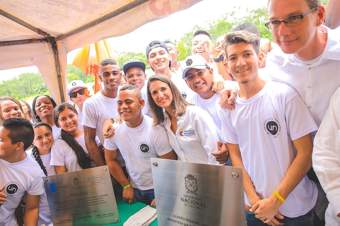 Se ofrecerán 55 carreras, que beneficiarán a 300 estudiantes por año.