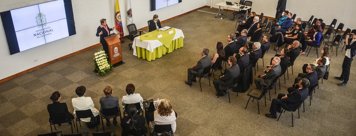 El maestro es como un guía que les pone alas a los estudiantes”: Dolly Montoya Castaño