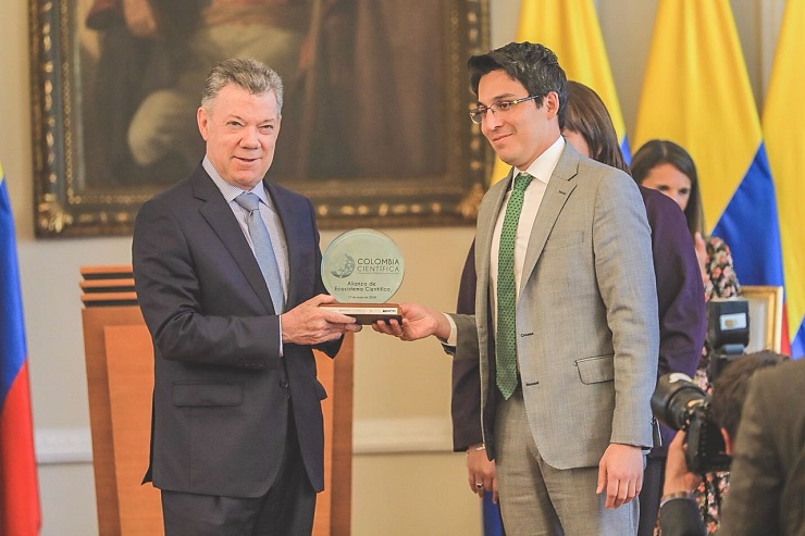 ‘Colombia Científica’, un programa para mejorar la calidad de la educación y promover la competitividad: presidente Santos