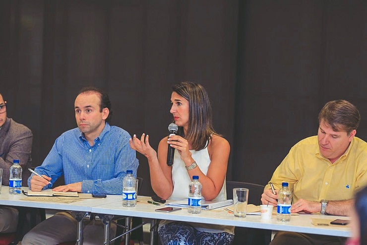 Ministra Giha se reunió con empresarios del Valle del Cauca