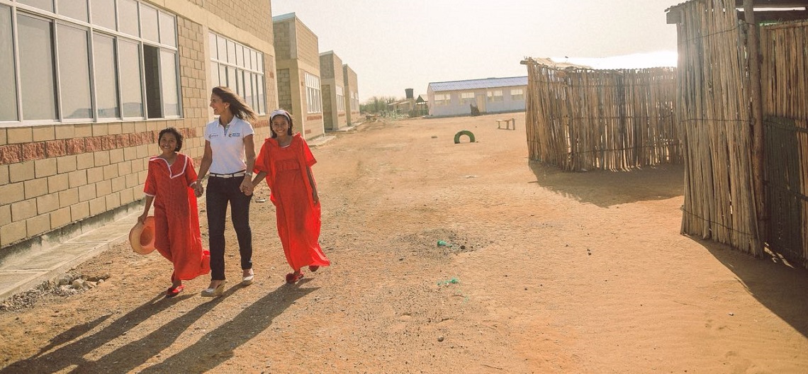 Giha resaltó que por primera vez en mucho tiempo, este año 255.779 niños y jóvenes que estudian en instituciones públicas  iniciaron clases al mismo tiempo que en el resto del país.