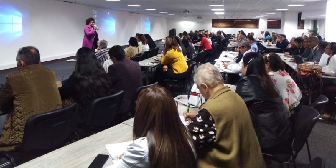 Directora de Calidad Danit Torres reunidas con rectores de Escuelas Normales Superiores