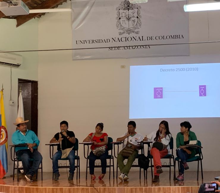 Panel de expertos en el Encuentro ‘Arte, Política y Lenguas Nativas