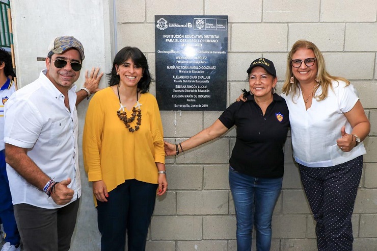 Las obras entregadas hoy incluyen 17 aulas nuevas, comedor – cocina completamente dotado, 29 baterías sanitarias – una para el servicio de personas con discapacidad -, espacio administrativo y zonas de recreación y esparcimiento. Las obras entregadas hoy incluyen 17 aulas nuevas, comedor – cocina completamente dotado, 29 baterías sanitarias – una para el servicio de personas con discapacidad -, espacio administrativo y zonas de recreación y esparcimiento.