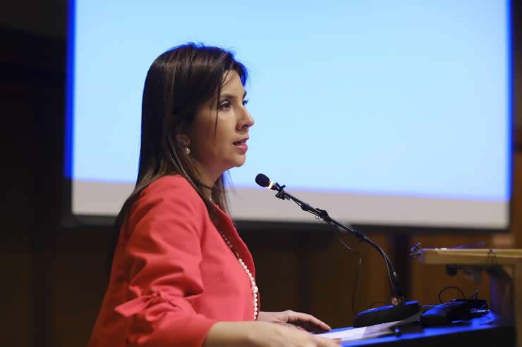 Imagen de la ministra, María Victoria Angulo