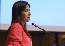Ministra de Educación, María Victoria Angulo