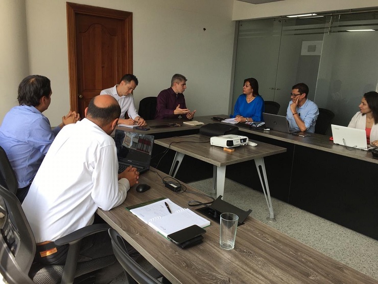 Nueve proyectos de obra educativa en los municipios de Guadalajara de Buga, Ginebra, Palmira, Pradera, Guacarí y Versalles, en el Valle del Cauca; y Villavicencio y Fuente de Oro, en el Meta.