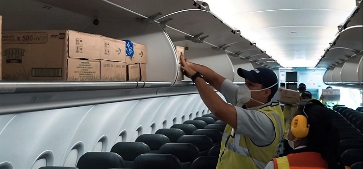 Entrega de kits escolares Uribia