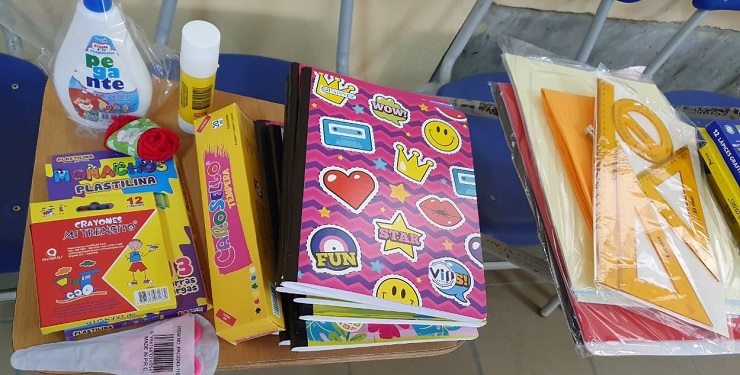 kits escolares
