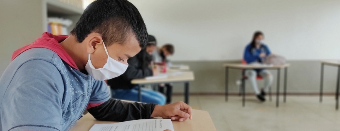 Estudiantes instituciones educativas oficiales