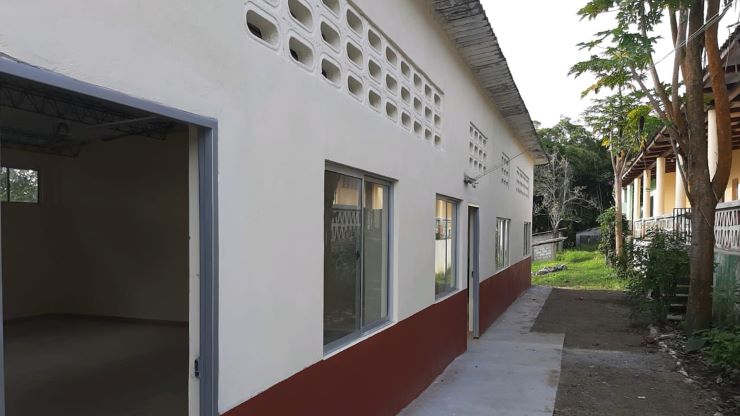 Foto de un colegio rural del Tolima Foto de un colegio rural del Tolima