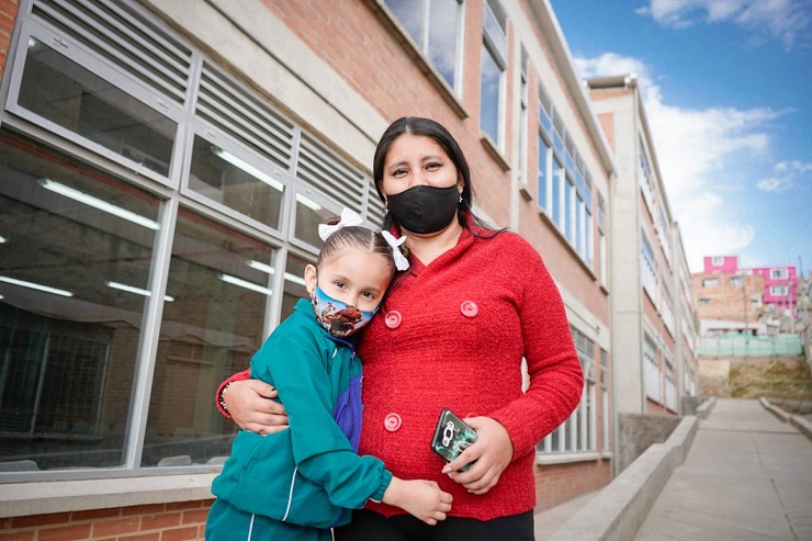 La nueva sede cuenta con un nuevo bloque de 32 aulas, un laboratorio integral, un aula múltiple. La nueva sede cuenta con un nuevo bloque de 32 aulas, un laboratorio integral, un aula múltiple.