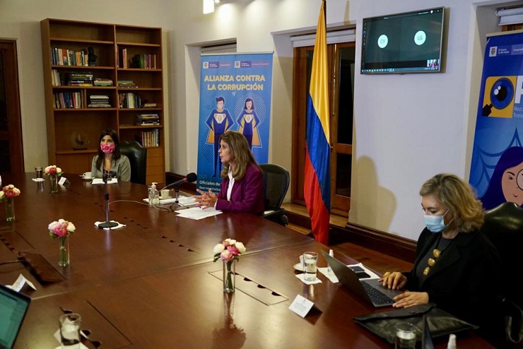 Firma pacto por la transparencia Firma pacto por la transparencia