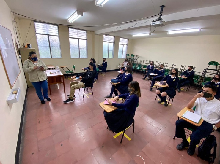 Con el modelo de alternancia se resignifica el espacio educativo con encuentros presenciales.