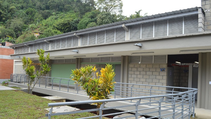 En la última semana ya hemos entregado tres proyectos de infraestructura en la capital tolimense. En la última semana ya hemos entregado tres proyectos de infraestructura en la capital tolimense.