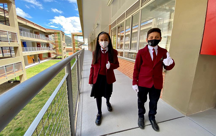 Estudiantes de la Institución Educativa Técnica Nacionalizada de Samacá, en Boyacá