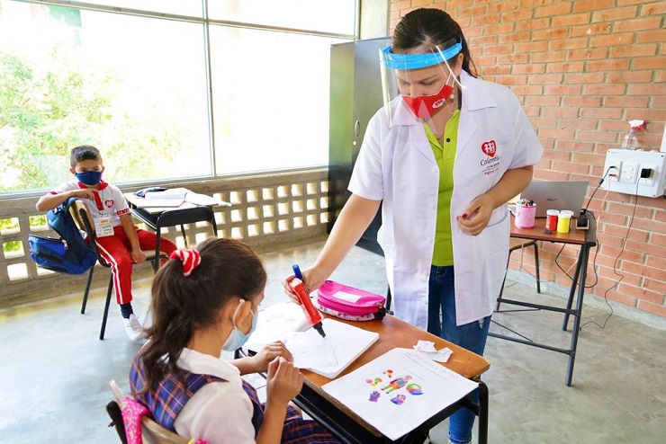 A la fecha la Entidad Territorial de Bucaramanga avanza en un 50% de las instituciones educativas en alternancia