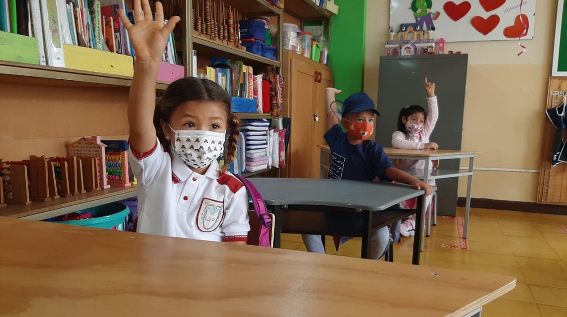 El recorrido inició en las instalaciones de las instituciones educativa Santa Luisa de Marillac de Villa María, y Nuestra Señora del Rosario, en el municipio de Neira.