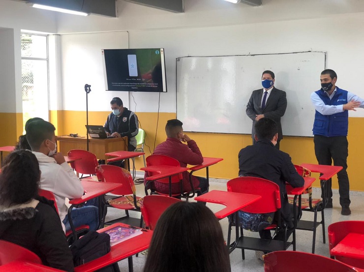 Es motivo de gran alegría saber que a hoy ya todos los colegios, tanto oficiales como privados, abrieron sus puerta Es motivo de gran alegría saber que a hoy ya todos los colegios, tanto oficiales como privados, abrieron sus puerta