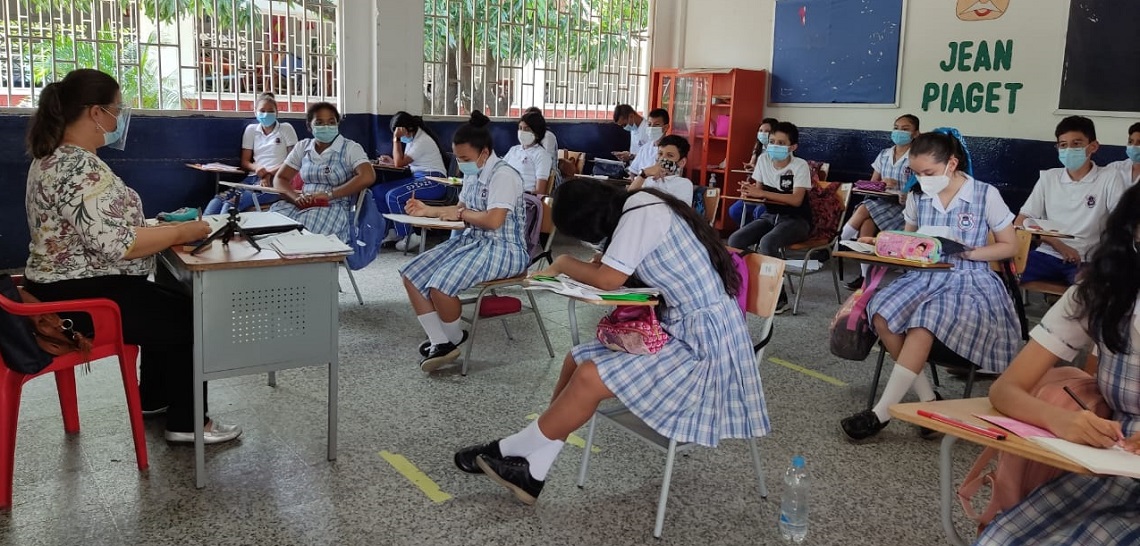 Niños y jóvenes de Girardot vuelven a sus colegios para seguir aprendiendo, creciendo y compartiendo junto a sus amigos y profesores