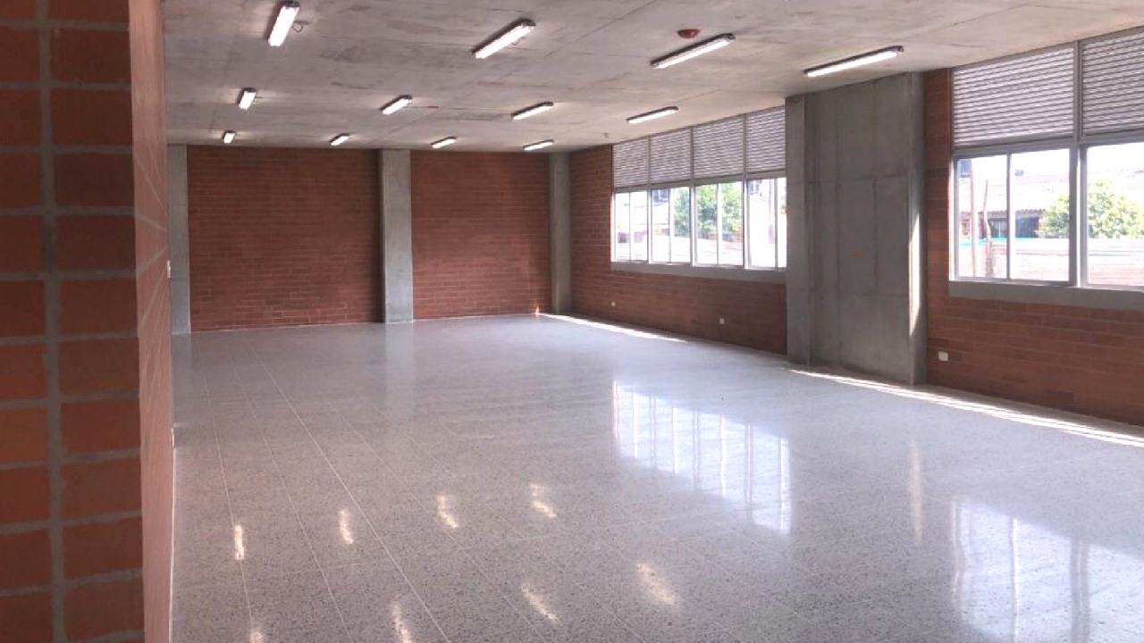 Salón Institución Educativa La Gota, Villavicencio Salón Institución Educativa La Gota, Villavicencio