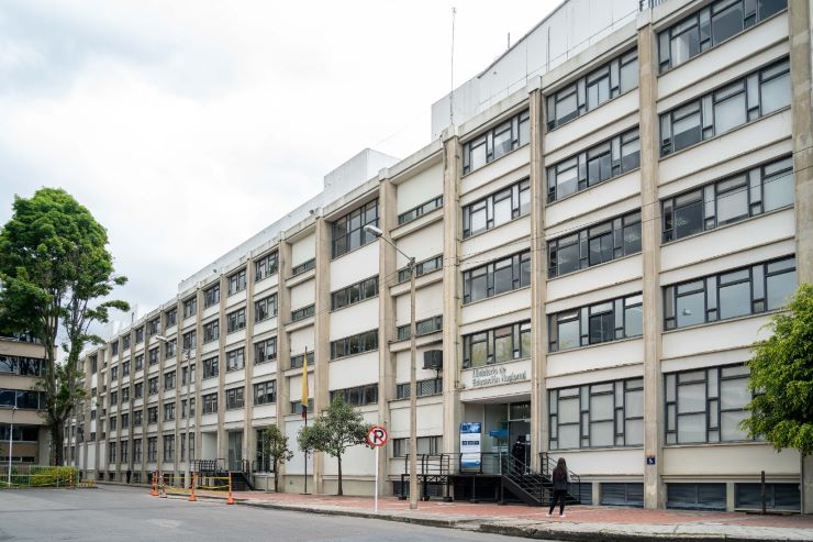 Fachada del Ministerio de Educación Fachada del Ministerio de Educación
