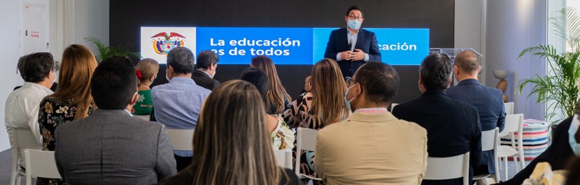 En ExpoDubái 2020, el Ministerio de Educación desarrolló una agenda de trabajo orientada a promover la movilidad y la Educación Superior de Colombia como destino académico