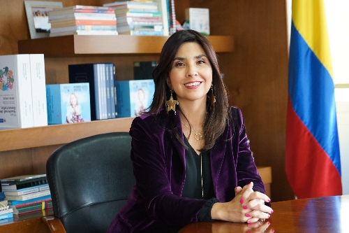 Ministra María Victoria Angulo