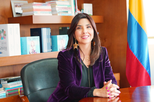 Foto Ministra María Victoria Angulo