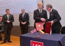 Colombia y el Reino Unido fortalecen lazos con la firma de un Acuerdo Bilateral en materia de educación