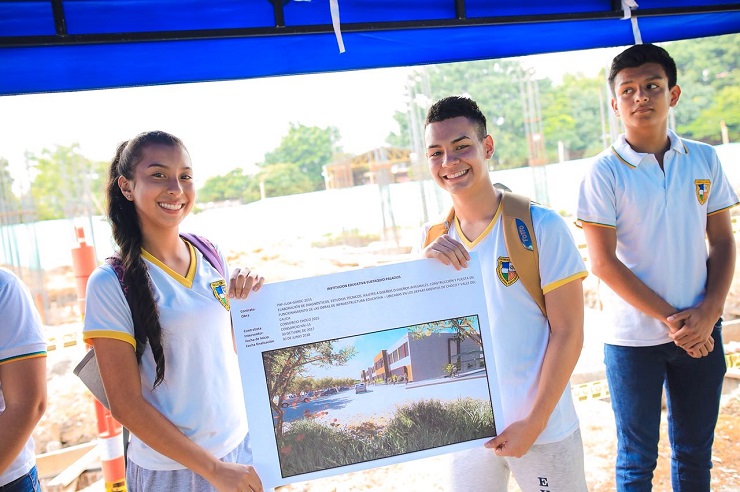 El pronunciamiento fue hecho por Giha en una visita a la sede principal de la Institución Educativa Eustaquio Palacios, en la capital del Valle del Cauca