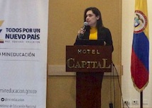 Olga Zarate presenta estrategias de prevención y así reducir el consumo de drogas