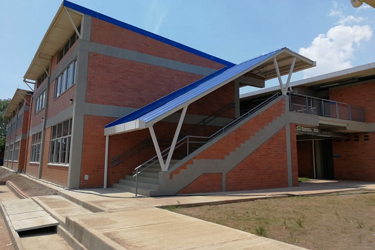 En primeros dos años de Gobierno del presidente Iván Duque, el Ministerio de Educación triplicó la entrega de los colegios nuevos