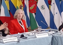 La ministra de Educación Nacional, María Victoria Angulo González, participa en Buenos Aires, Argentina, en la Tercera Reunión Regional de Ministras y Ministros de Educación de América Latina y el Caribe