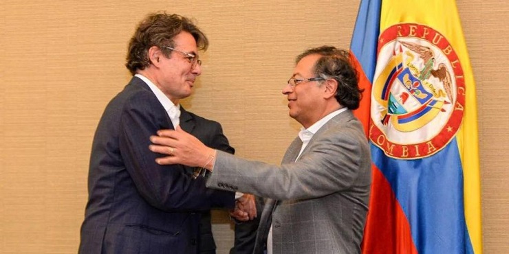 Presidente Gustavo Petro posesionó a Alejandro Gaviria Uribe como ministro de Educación Nacional